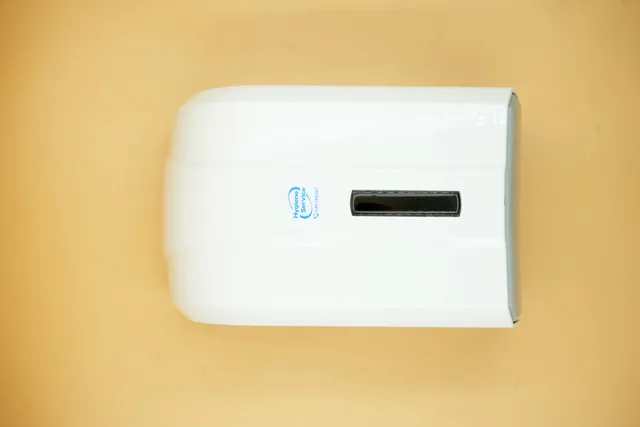 Dispenser për letër duarsh